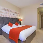 Kyriad Angers Ouest Hotel 3*