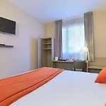 Kyriad Angers Ouest Hotel Beaucouzé