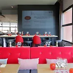 Hotel Kyriad Angers Ouest