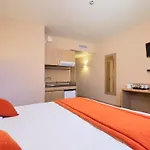 Hotel Kyriad Angers Ouest 3*