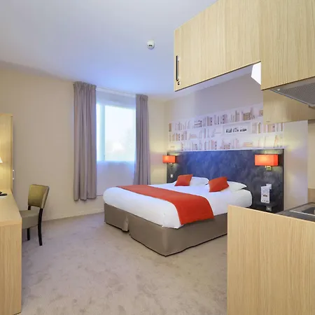 Kyriad Angers Ouest 3*