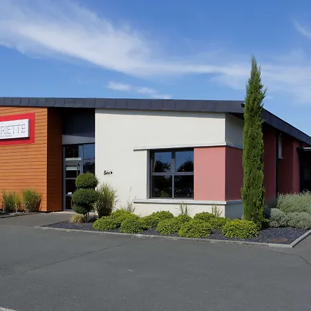 Kyriad Angers Ouest Hotel Beaucouzé