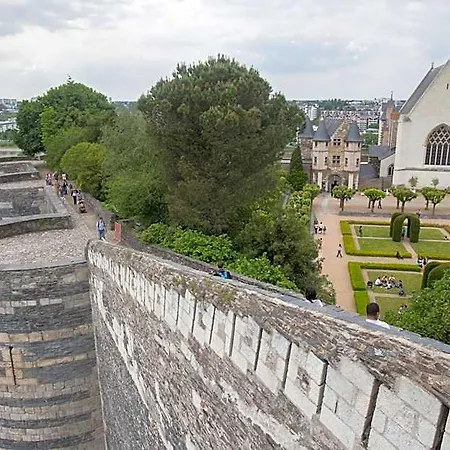 Kyriad Angers Ouest Otel Beaucouzé
