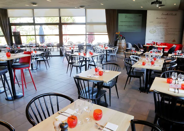 Kyriad Angers Ouest Hotel Beaucouzé