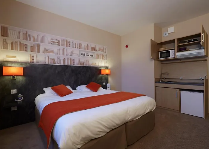 Kyriad Angers Ouest Hotel Beaucouzé