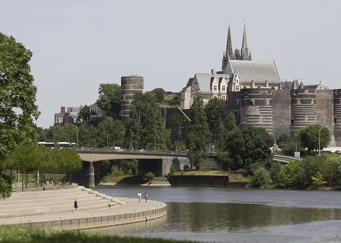 Kyriad Angers Ouest Hotel Beaucouzé