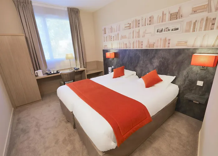 Kyriad Angers Ouest Hotel 3*