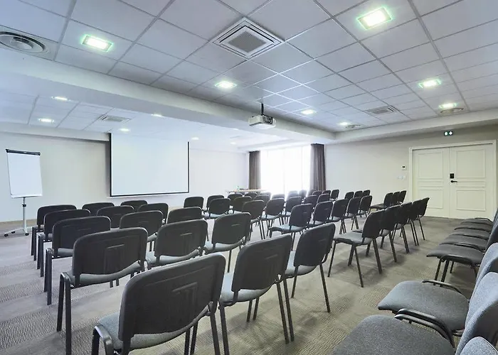 Ξενοδοχείο Kyriad Angers Ouest 3*